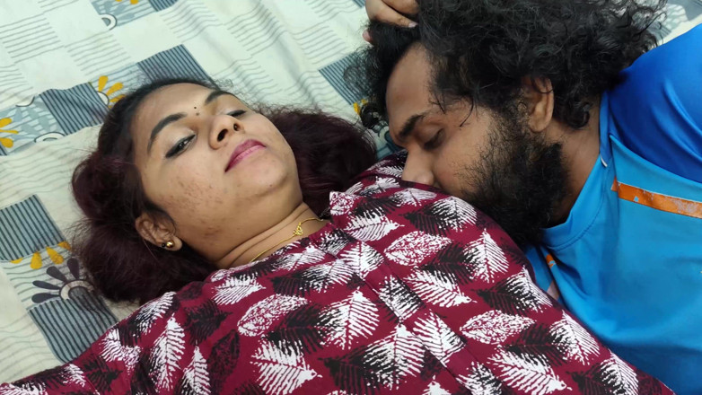 Vaigavarun45: Hot Kiss with Ass Press