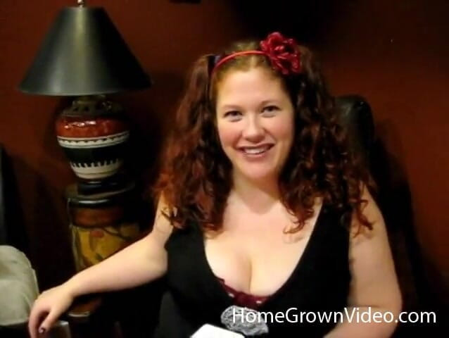 Homegrown BBW: Jennifer van beaver fa la sua prima scena di deepthroat