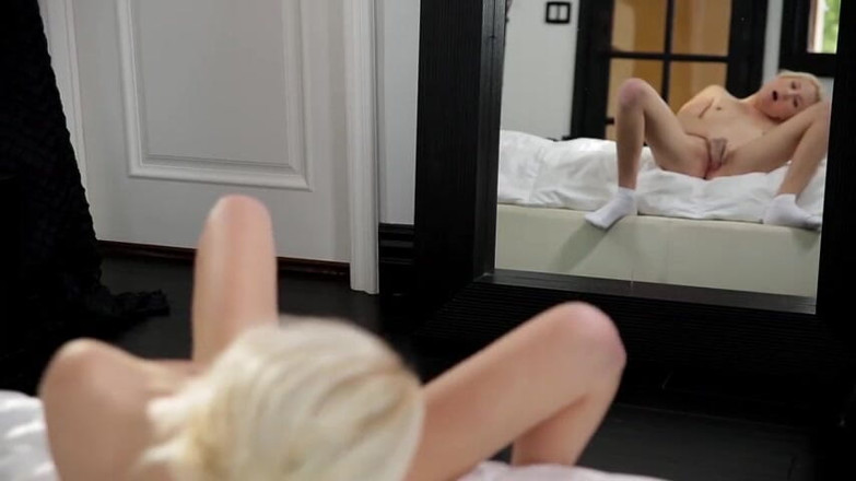 Toy Sluts: Small titted blonde teen loves masturbating