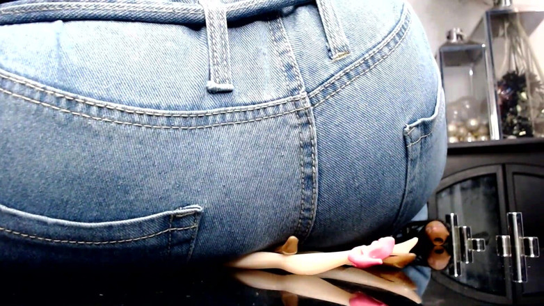 Maeling: Shrunk Teens Crushed in Denim Jeans and Ass Stifled Ignorant