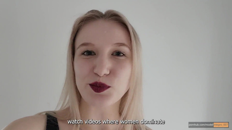 Stacy Starando: Femdom! Mon demi-frère léchage de chatte me sert la chatte...