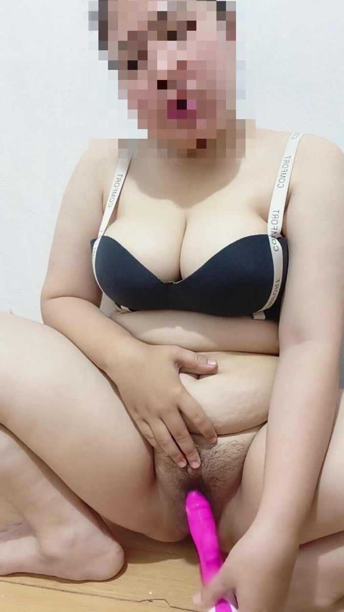 Vaginabig88: Jane Is Lonely Babe