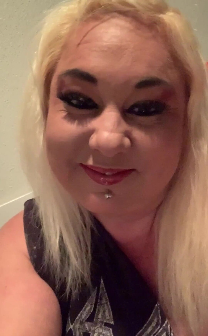 BlancaGirlBBW: 3 간단한 작업! 나와 함께 화상 채팅에서 승리! 일요일 오후 12시에 끝납니다!