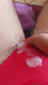 Lecca la mia sborrata da sissy