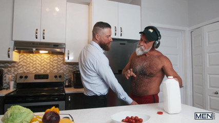 Men network: Hairy Gaymers