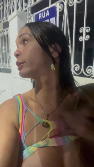 Renata Frazao: Грудь Лейтадано
