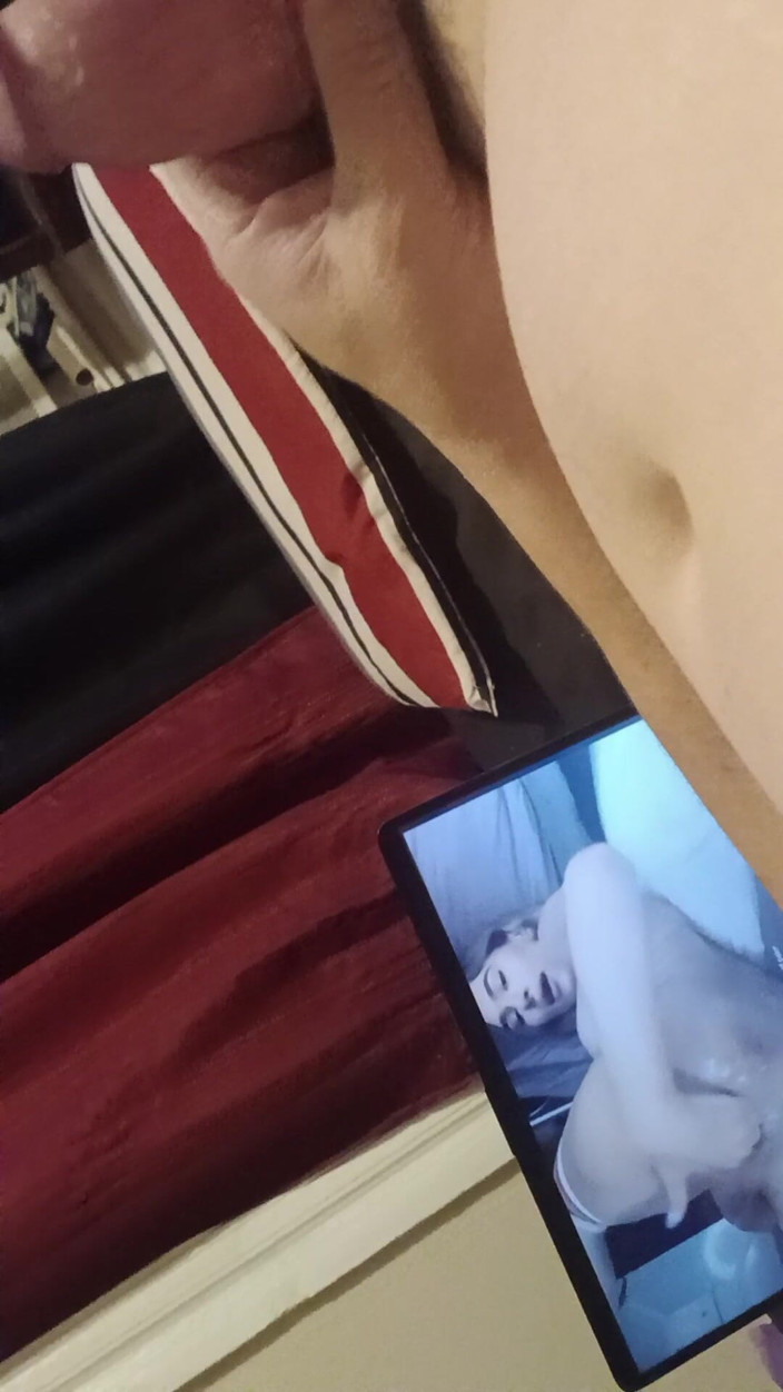 Virgin pornstar: Ballels jauh dari mesin ke zakar raksasa