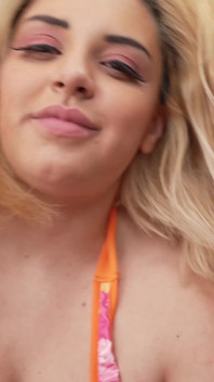 Mall Slut PAWG Cheats on Boyfriend