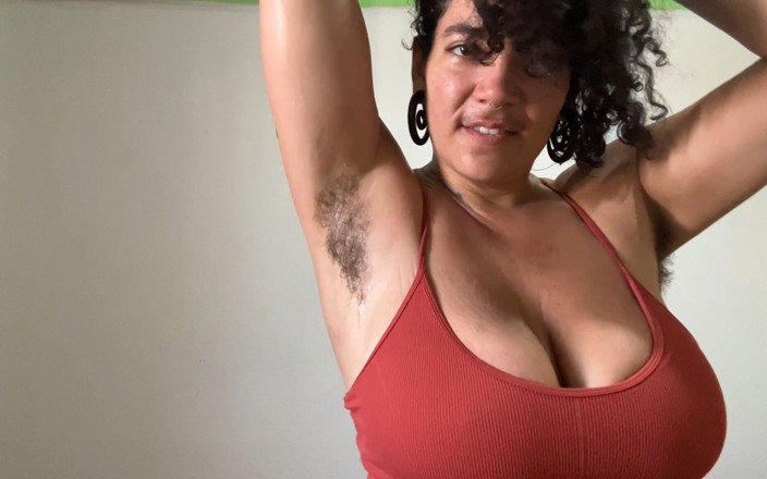 FiestyFeminista: Aisselles poilues en sueur