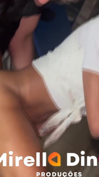 A Tatuadora Insaciável Mirella E Sua Amiga