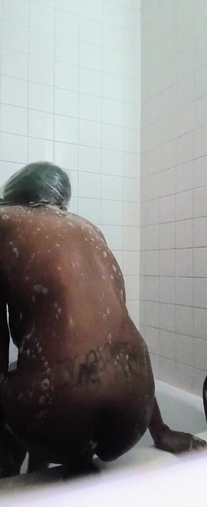 Perswayzion Xstacy: Passeio no chuveiro