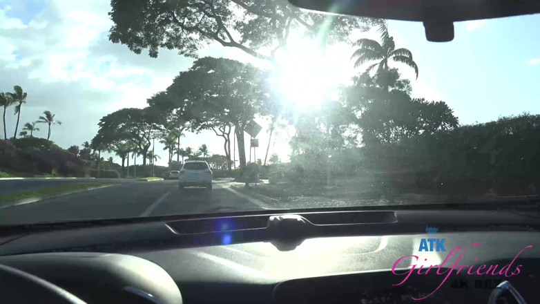 ATK Fans (Girlfriends): Vacaciones virtuales en Hawaii con la joven zorra Jade Amber 1/11
