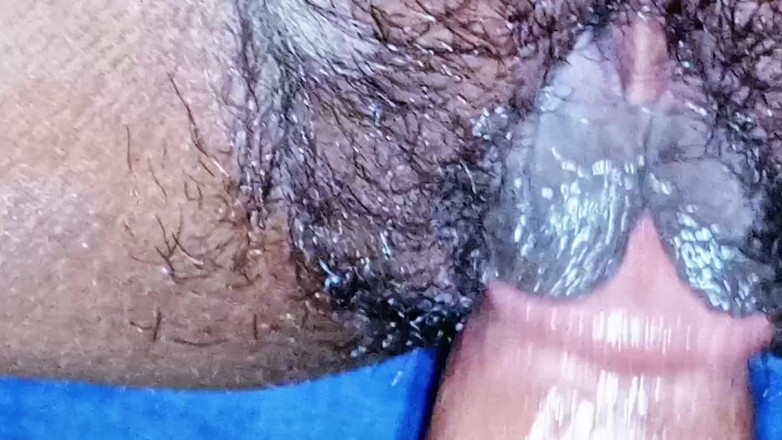 NAZMA: Cặp đôi mới kết hôn tận hưởng tình dục