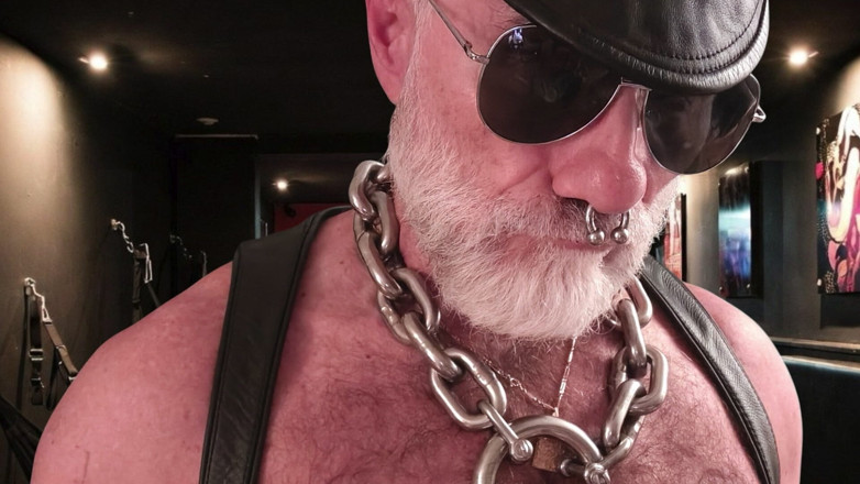 MusclesCigarsFFPig: Pipe Sessions