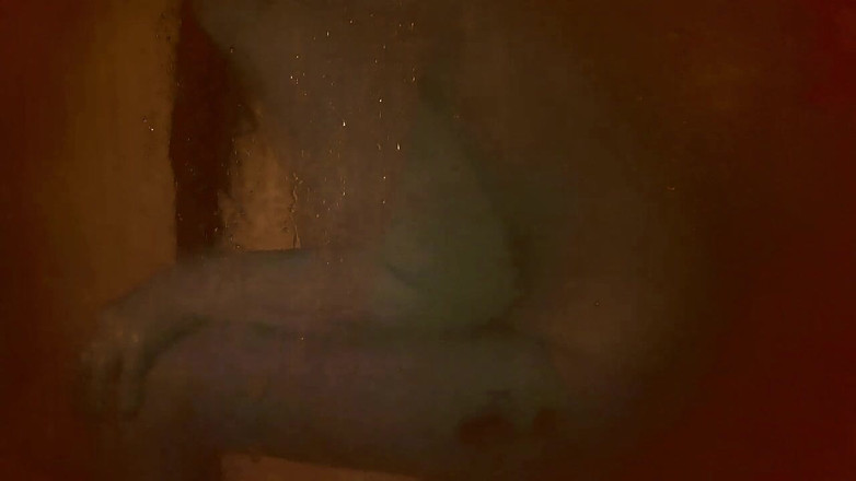 IamVideoVixen: Každá kapka se cítí lépe, když se díváš