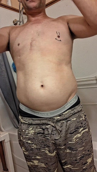 DubeSnackes: Dubesnackes, Zeigt Zeit Und Sekt Sich Ein Und Reibt Seinen...