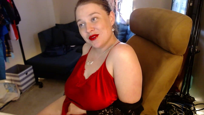 Mistress Michella Marijuana: Discorso sexy in seta con mutandine di cotone