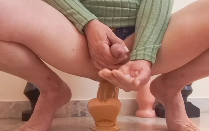 covo_sissy_cross: I Want to Cum When I Get Fucked in the...