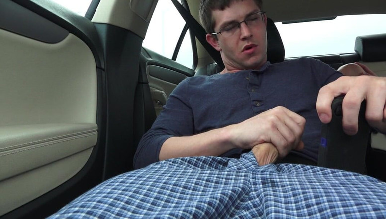 Colby Knox: 公路旅行乐趣