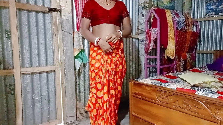 Dogrupali69: バビは私を入浴させ、ファックした