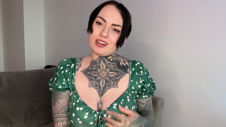 Miss Valentina: Dona de casa joi