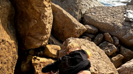 MaskCouple: Kongkek di pantai saya mengongkek remaja di tengah-tengah batu semasa...