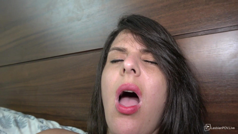 Lesbian POV: Лесбійське відео від першої особи, епізод 13 Ліліан Готті та Сенді