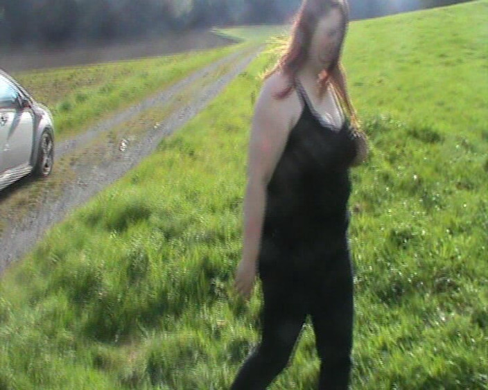 tammara big: Topless al aire libre