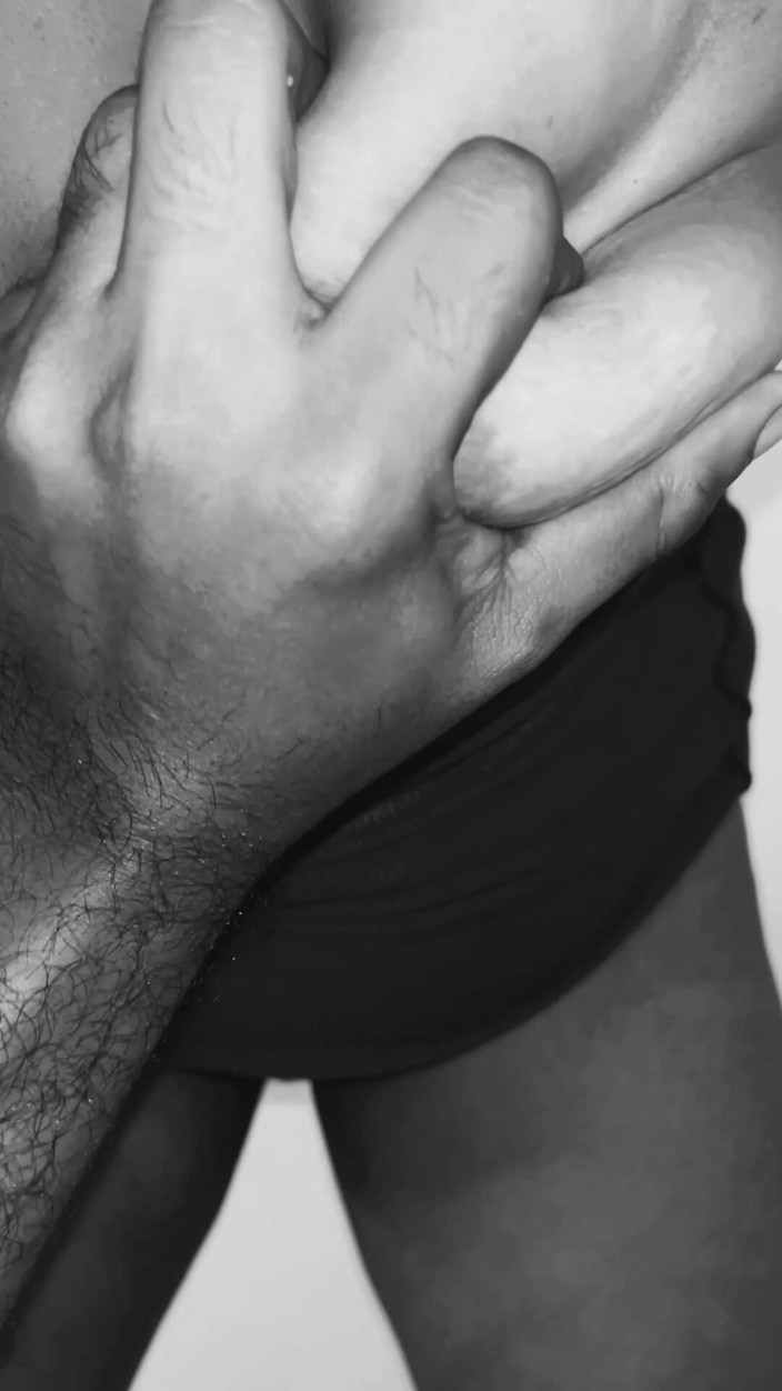 Bhabixx: Dasi bhabi macht selbstsex-video