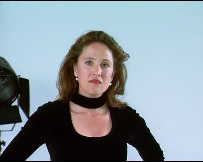 Deutsche Frauen: Bedövning dam från Tyskland som visar sin perfekta kropp i...