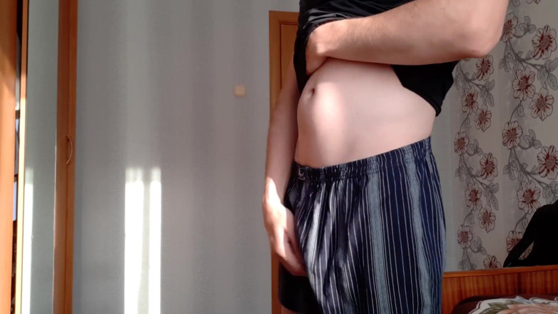 AlexRusFun: Russische studentin masturbiert seinen großen schwanz und kommt auf seinen...