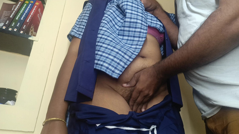 Magilmathi: Školačka šuká s učitelem tution