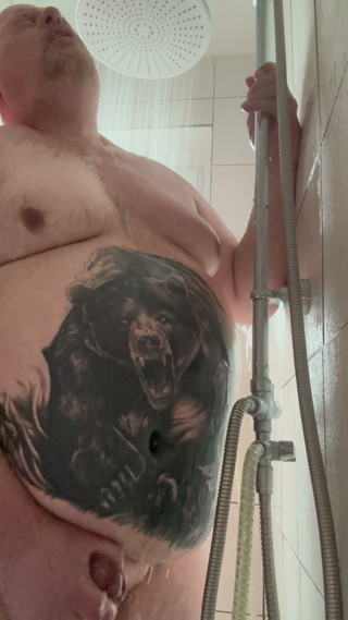 BigBearFrankfurt: Breve sosta sotto la doccia