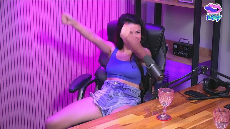 California TV: Clara Wellen Podcast với Natasha Naturista