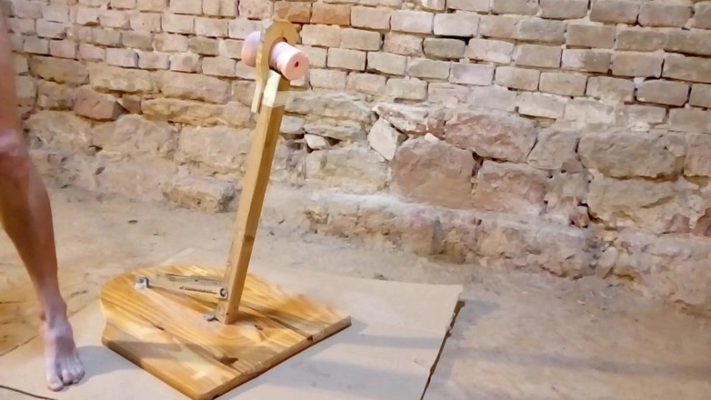 Mark Hannes: Masturbace ve stoje Fleshlight Stand