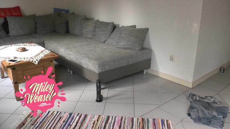 Miley Weasel: Omg!! Dildo pantat besar untuk saya!