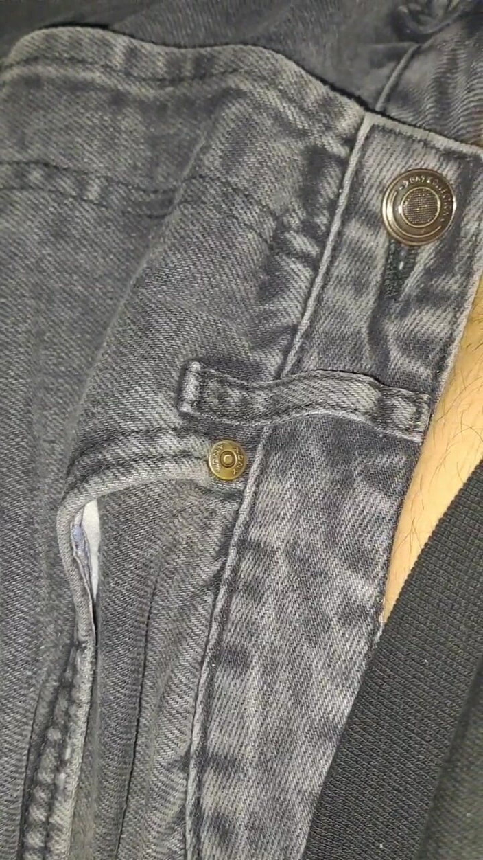 HotPersia: Úžasné kouření v autě (riskantní místo)