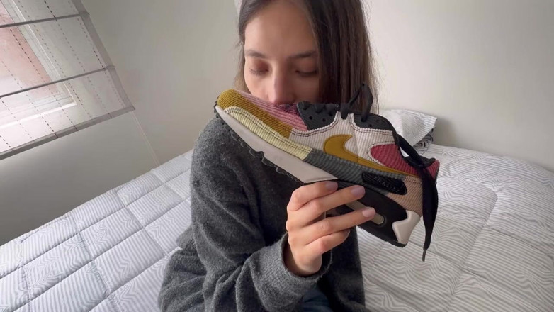 scarlettandc: I stroke myself and suck him then get fucked and...