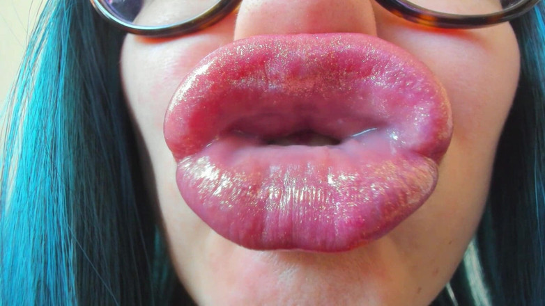 Rarible Diamond: Lábios brilhantes, close-up em beicinho