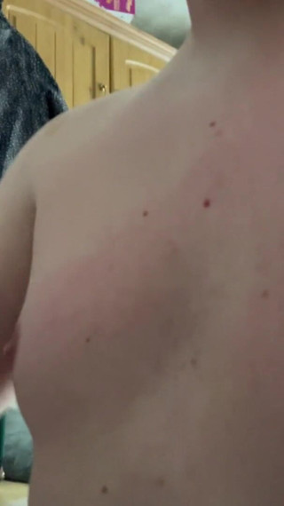 Filthy British Couple: Moglie bollente inglese che dice porcate al marito che vuole...