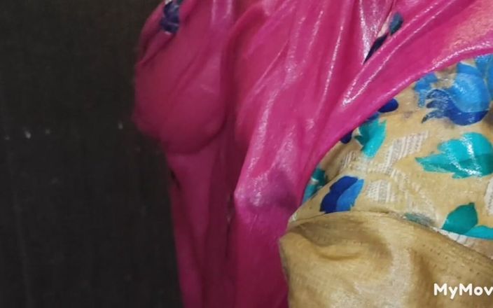 Desisexycpl123: Прия бхабхи принимает полную ванну и снимает на видео bubby друг