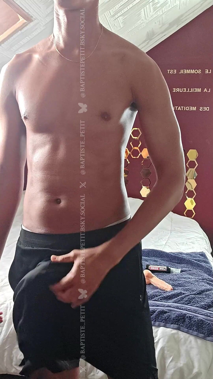 baptiste_petit: The Good Old Dildo