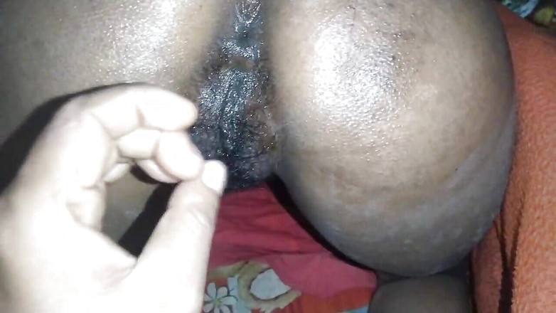 Shyam bharosh: 第一次尝试肛交并在嘴里射精