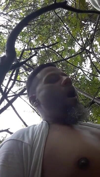 Boricouple: La mia ragazza mi succhia il cazzo al parco e...