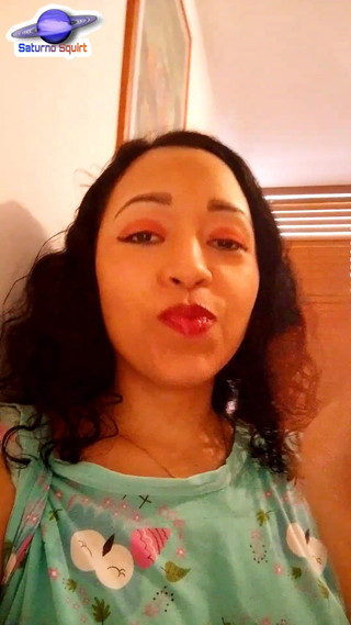 Saturno Squirt: Santorino Stříká a vítá ostražitého fanouška na jeho narozeniny, osobní...