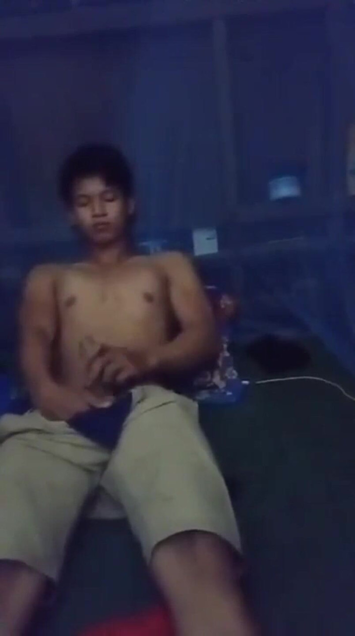 Fleshlab Gay: Virgin Sexy Pinoy Twink Boy Masturbation