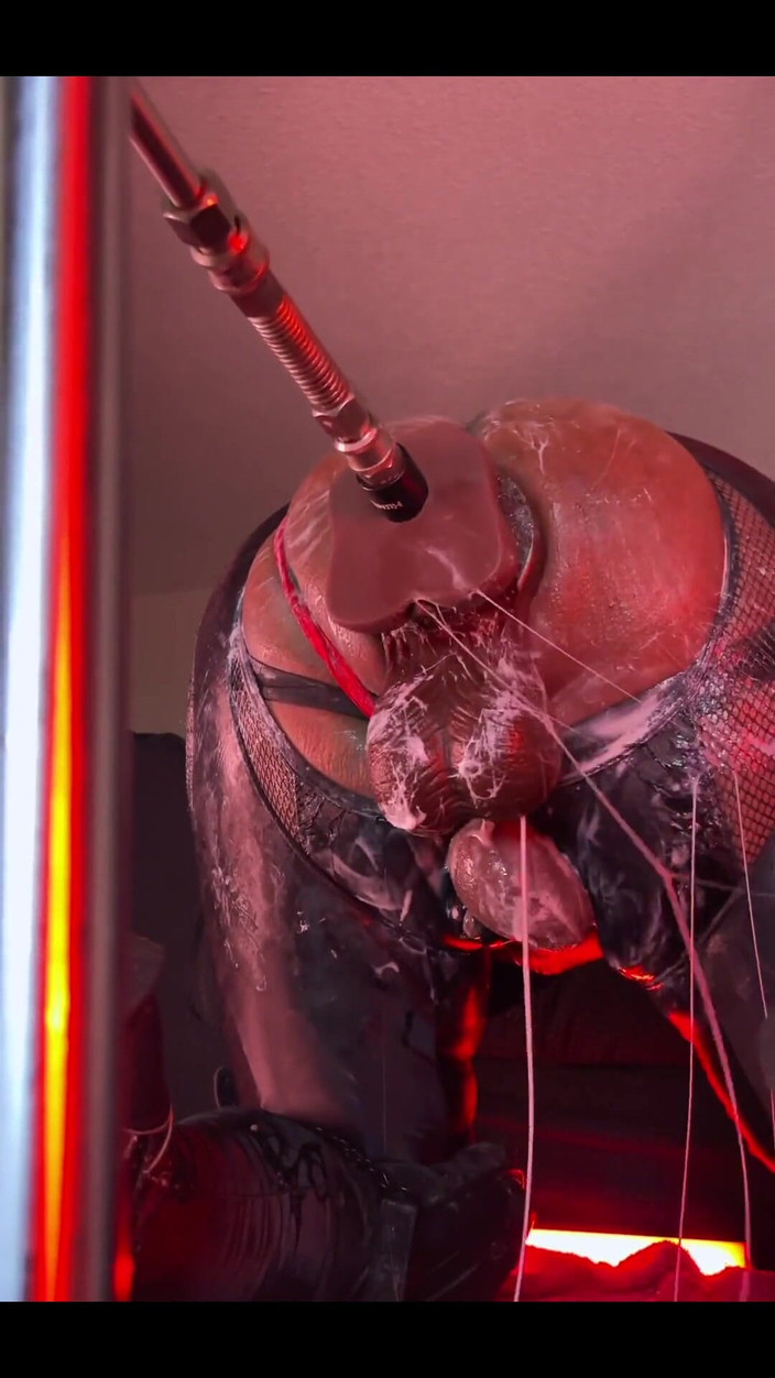 DipsoDeep: Intensivt krämigt knull på rumpan - gapande och prutande bubblor