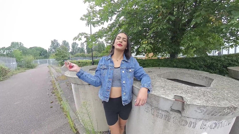 VR smokers HD-2D Videos Only: Kim Modelka - rozhovor