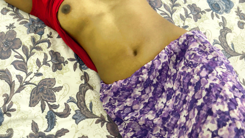 Aathiyaa: casal da faculdade pego traindo no hotel