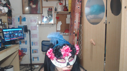 WEBREGINETTA2023: 핑거링 끝이 있는 파란색 티셔츠